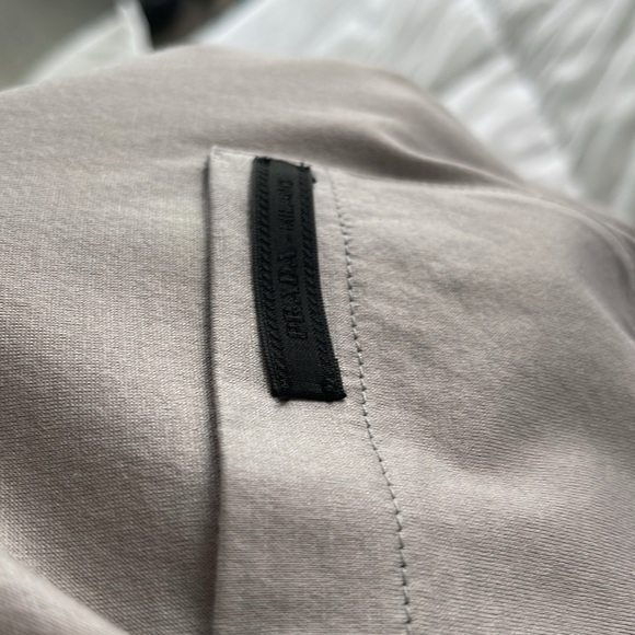 Men’s - Black label Prada tshirt - Small - Picture 5 of 5